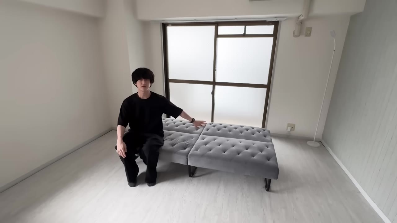 半分に畳めるソファベッド