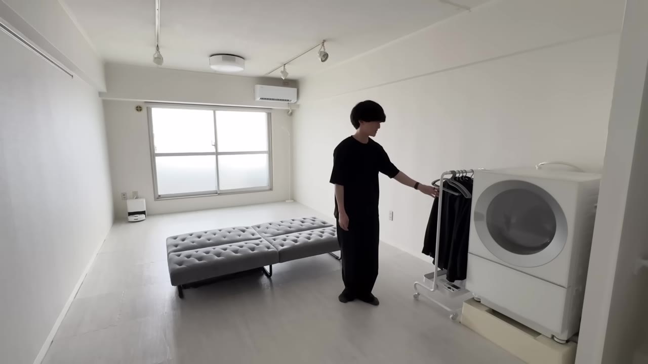 洗濯機まわりは、この家に来て新しく買った唯一の家具、[キャス