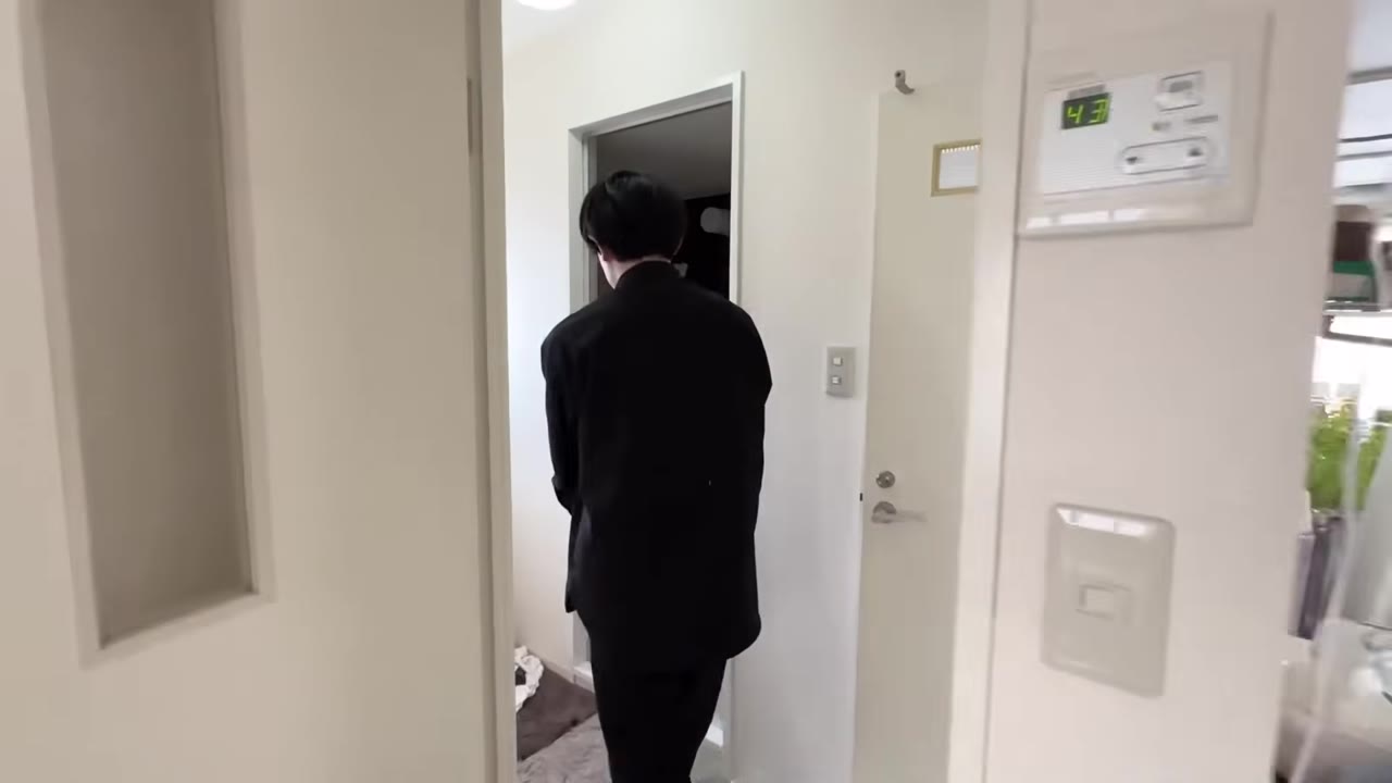 水回り。洗濯が終わった物がそのまま落ちている