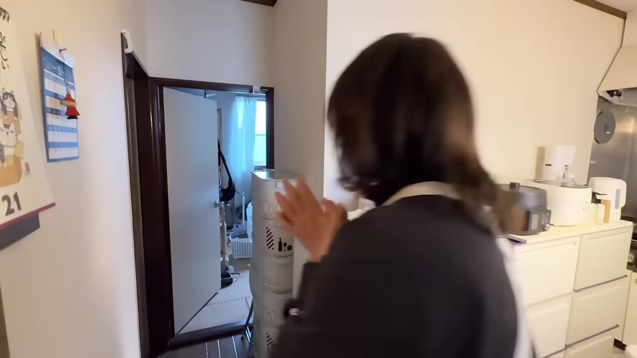 まずは、あけみさんの部屋のクローゼットから手をつける