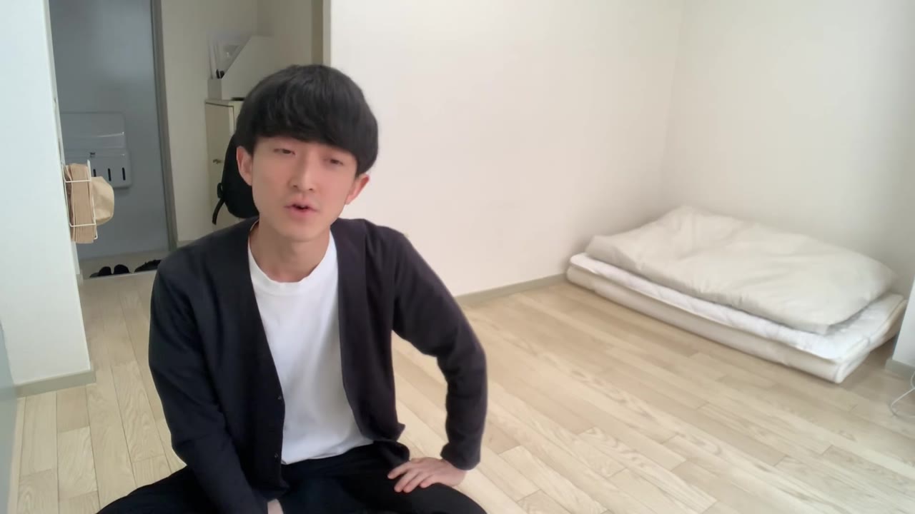 過去の動画でも「大きい家よりも小さい家が好きな理由」を話して