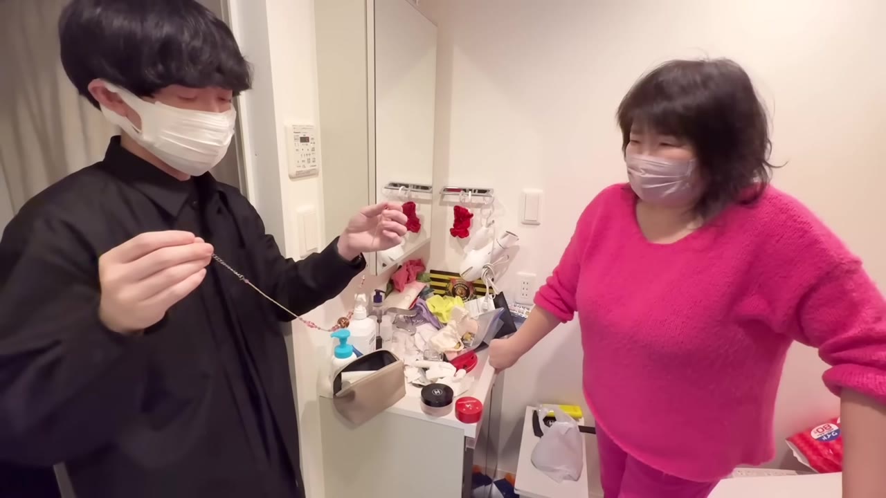 母のお土産のネックレス
