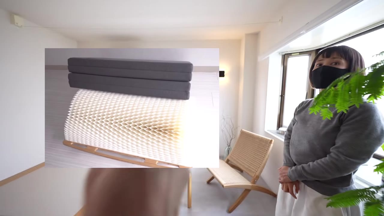 カーテンではなくハニカムシェードを使っている窓